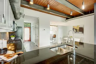 2205 N Lamar Blvd, Austin, TX 78705 - Photo 7