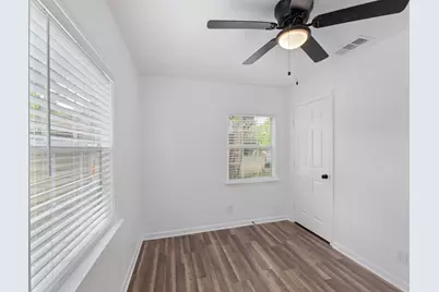 404 Middle Lane, Austin, TX 78753 - Photo 11