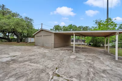 817 County Road 126, Kingsland, TX 78639 - Photo 29