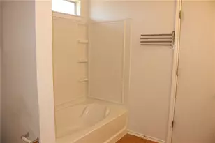 107 Outfitter Dr, Bastrop, TX 78602 - Photo 23