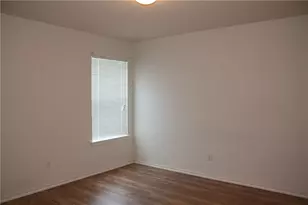 107 Outfitter Dr, Bastrop, TX 78602 - Photo 13