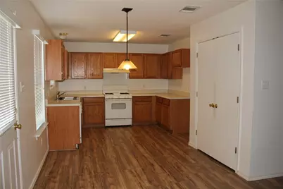 107 Outfitter Drive, Bastrop, TX 78602 - Photo 3