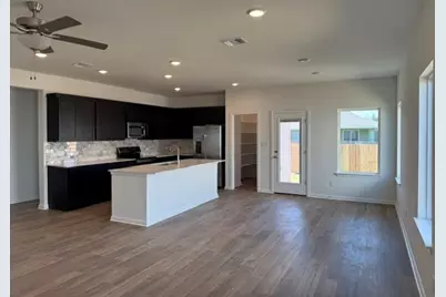 112 Mathew Street, Bertram, TX 78605 - Photo 3