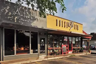 304 E 33rd St, Austin, TX 78705 - Photo 7