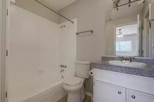 304 E 33rd St, Austin, TX 78705 - Photo 25