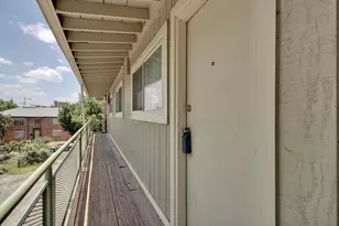 304 E 33rd St, Austin, TX 78705 - Photo 5