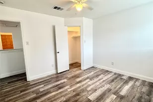 529 W Metcalfe St, Hutto, TX 78634 - Photo 23