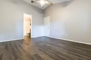 12922 Meehan Dr, Austin, TX 78727 - Photo 15