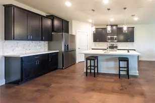 2013 Purple Martin Dr, Pflugerville, TX 78660 - Photo 5