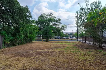1172 Angelina Street, Austin, TX 78702 - Photo 13