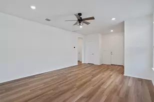 1032 Santiam St, Georgetown, TX 78626 - Photo 9