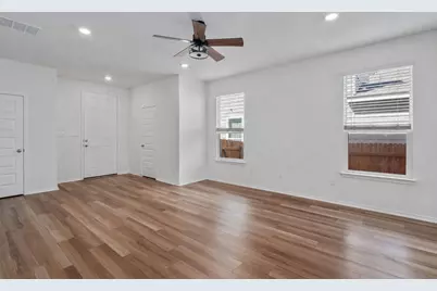 1032 Santiam Street, Georgetown, TX 78626 - Photo 11