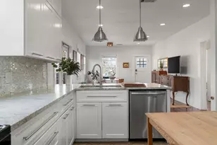 900 W Lynn St, Austin, TX 78703 - Photo 9