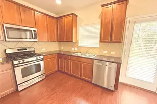 245 Verano Dr, Kyle, TX 78640 - Photo 5