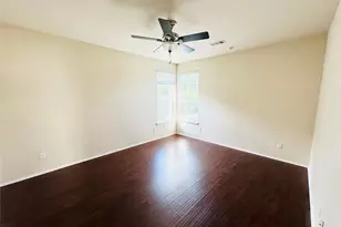 245 Verano Dr, Kyle, TX 78640 - Photo 7