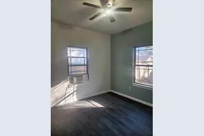 816 Mora Street, Lockhart, TX 78644 - Photo 9