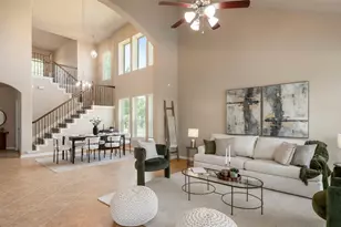 746 Easton Dr, San Marcos, TX 78666 - Photo 3