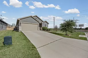 100 Eagles Dare Ln, Jarrell, TX 76537 - Photo 1