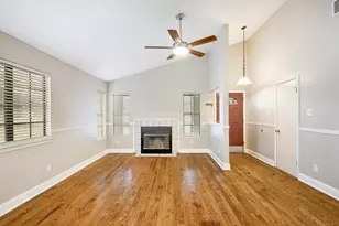 3006 Linnet Dr, Austin, TX 78745 - Photo 5