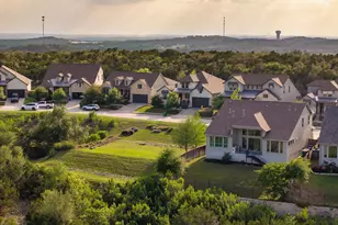 595 Dayridge Dr, Dripping Springs, TX 78620 - Photo 3