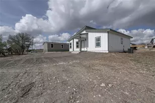 231 La Fortuna Dr, Del Valle, TX 78617 - Photo 9
