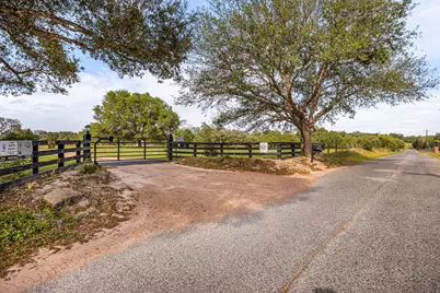 12900 Newberg Road, Cat Spring, TX 78933 - Photo 33