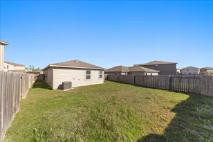 4005 Cressler Ln, Jarrell, TX 76537 - Photo 31