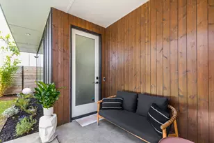 631 Tillery St, Austin, TX 78702 - Photo 7