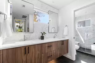 631 Tillery St, Austin, TX 78702 - Photo 27