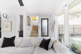 631 Tillery St, Austin, TX 78702 - Photo 9