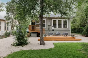 703 E 45th 1/2 St, Austin, TX 78751 - Photo 31