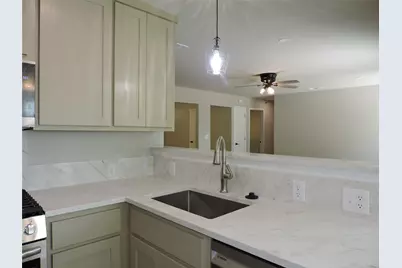 6908 Rufus Drive, Austin, TX 78752 - Photo 5