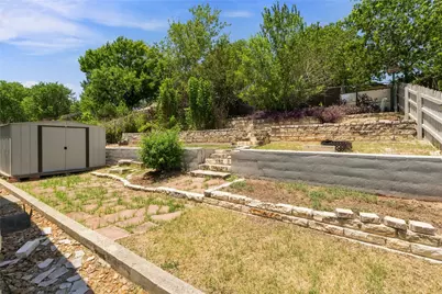 7000 Shannon Drive, Austin, TX 78724 - Photo 33