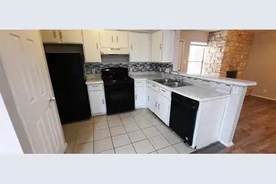 823 Taulbee Lane #B, Austin, TX 78757 - Photo 5