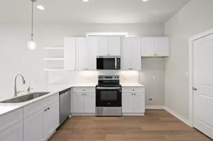 17400 Torneo Dr, Round Rock, TX 78664 - Photo 5