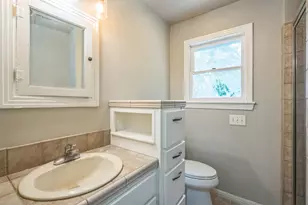 1402 Laurel St, Georgetown, TX 78626 - Photo 11
