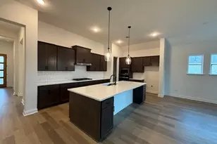 192 Five Mile Crk Wy, Kyle, TX 78640 - Photo 5