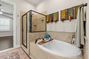 401 Bellagio Dr, Lakeway, TX 78734 - Photo 23