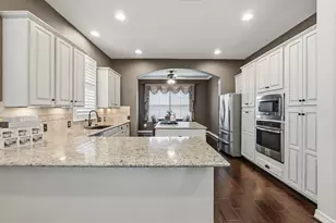 401 Bellagio Dr, Lakeway, TX 78734 - Photo 11