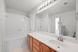 740 Clearview Cir, San Marcos, TX 78666 - Photo 11