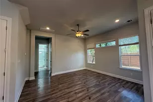 131 Spangle Wy, Kyle, TX 78640 - Photo 9