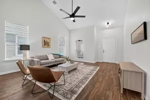 1703 Comfort Ln, Austin, TX 78748 - Photo 5