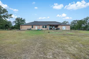 1102 Private Rd 2332, Giddings, TX 78942 - Photo 25