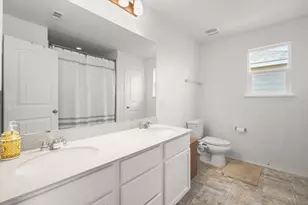 6400 Wagon Spring St, Del Valle, TX 78617 - Photo 13