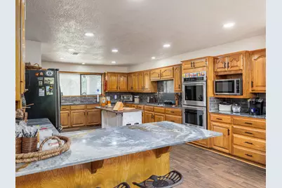 1045 Private Road 7005, Lexington, TX 78947 - Photo 7