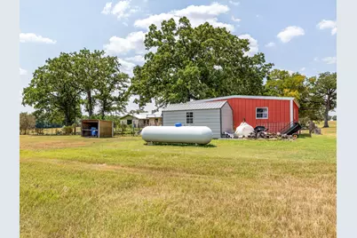 1045 Private Road 7005, Lexington, TX 78947 - Photo 25