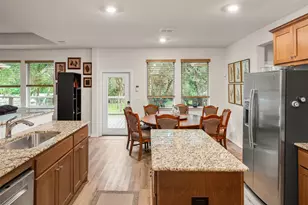 805 Willow Creek Cir, San Marcos, TX 78666 - Photo 7