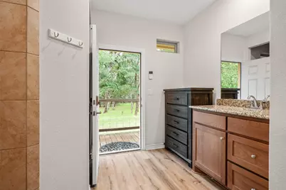 805 Willow Creek Circle, San Marcos, TX 78666 - Photo 15