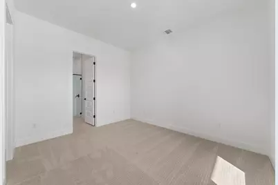 1813 Lucera Bend, Leander, TX 78641 - Photo 7