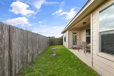 208 Plata Lane, Jarrell, TX 76537 - Photo 35